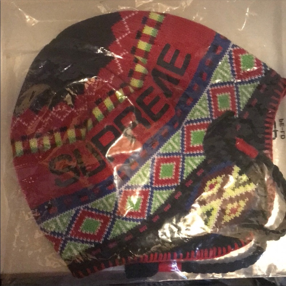 Supreme beenie